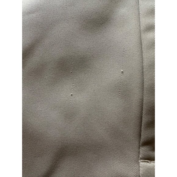 IZOD Golf Men's Shorts With 6 Pockets 2 with Zippers Beige Size 38 - Picture 8 of 8